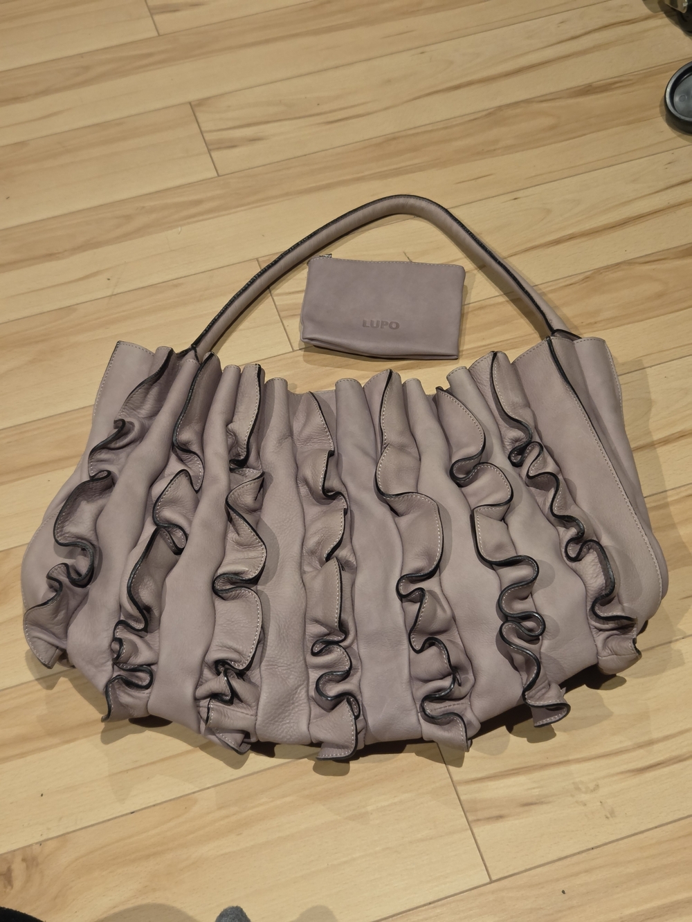 LUPO Ruffled Shoulder Bag in Dusty Mauve